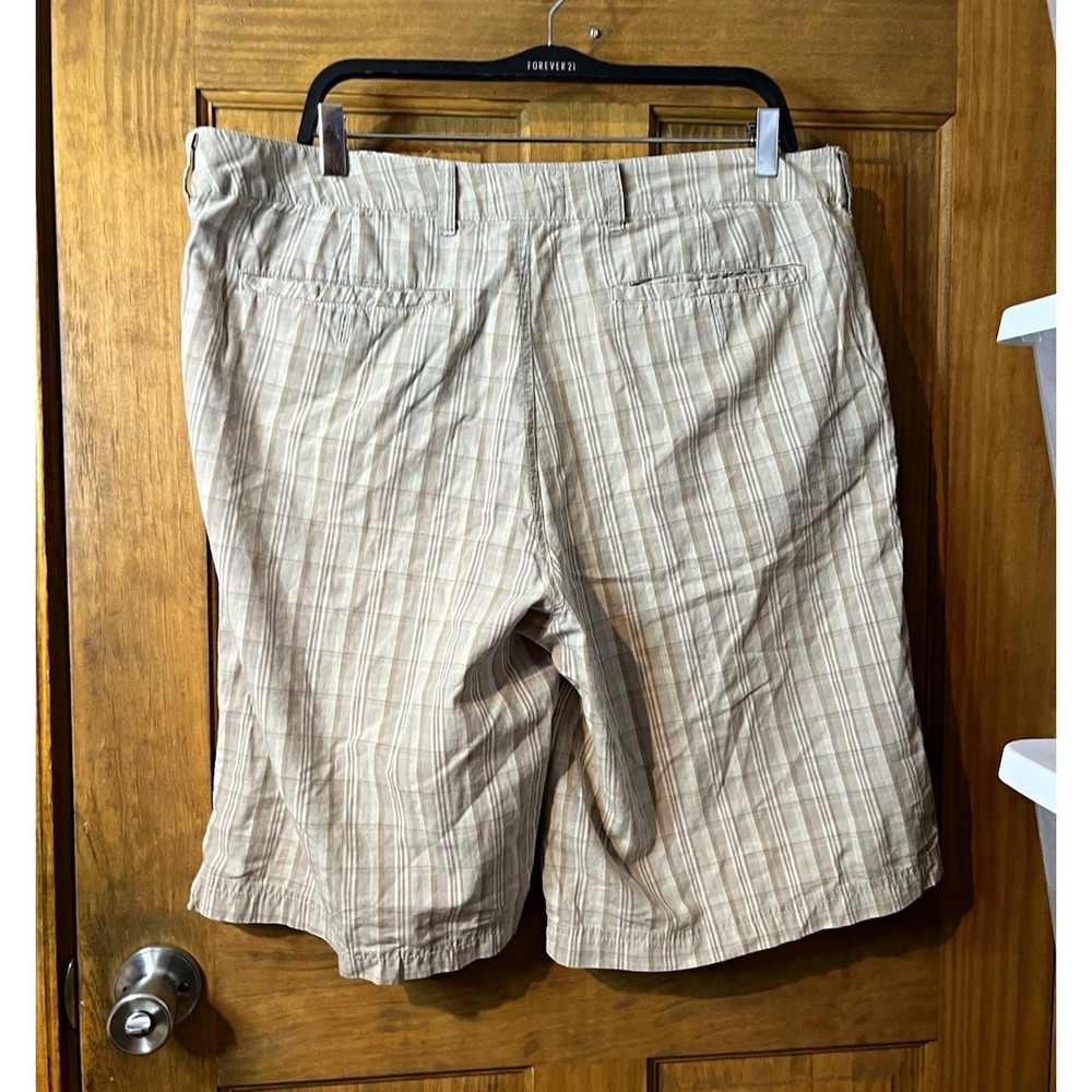 OP Ocean Pacific Men's 38 Plaid Flat Front Chino Shorts Tan Beige 100% Cotton